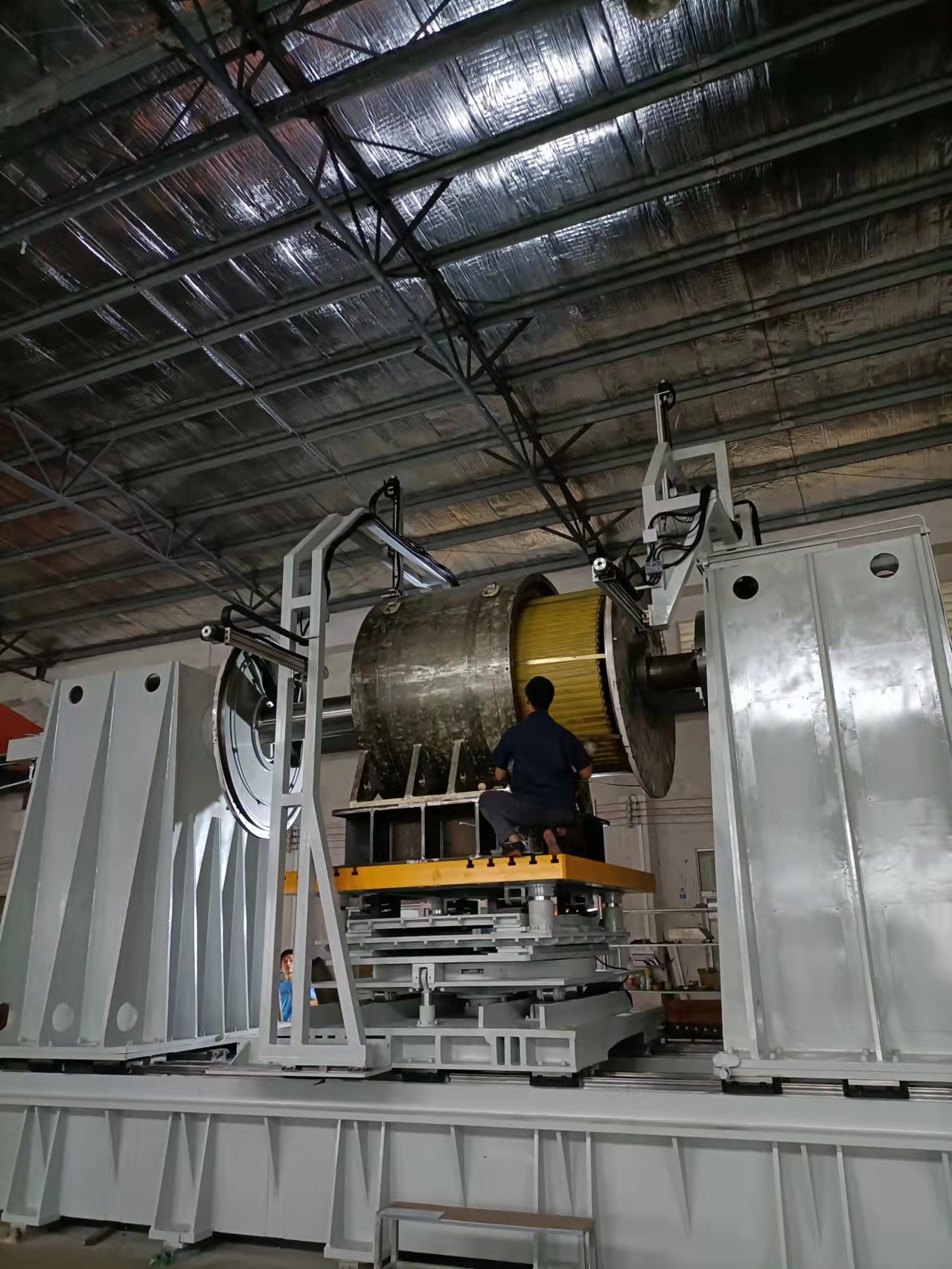 超大型永磁電機定轉子合裝機